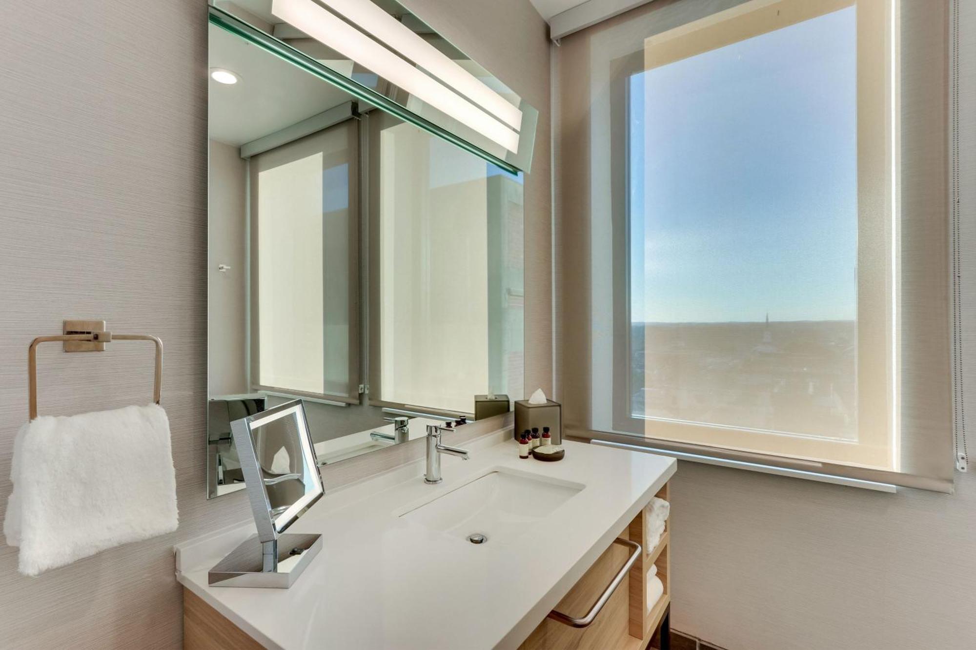 The Threefoot Hotel, Meridian, A Tribute Portfolio Hotel Buitenkant foto