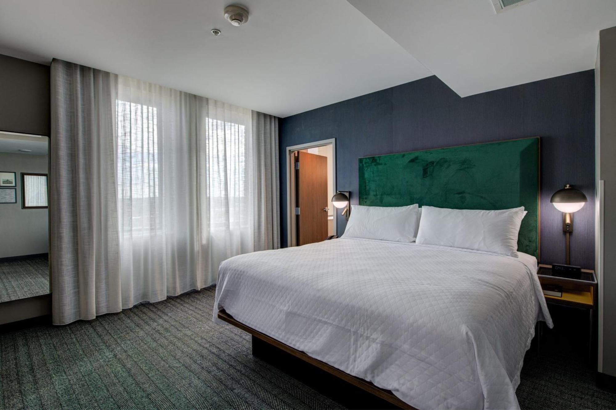 The Threefoot Hotel, Meridian, A Tribute Portfolio Hotel Buitenkant foto