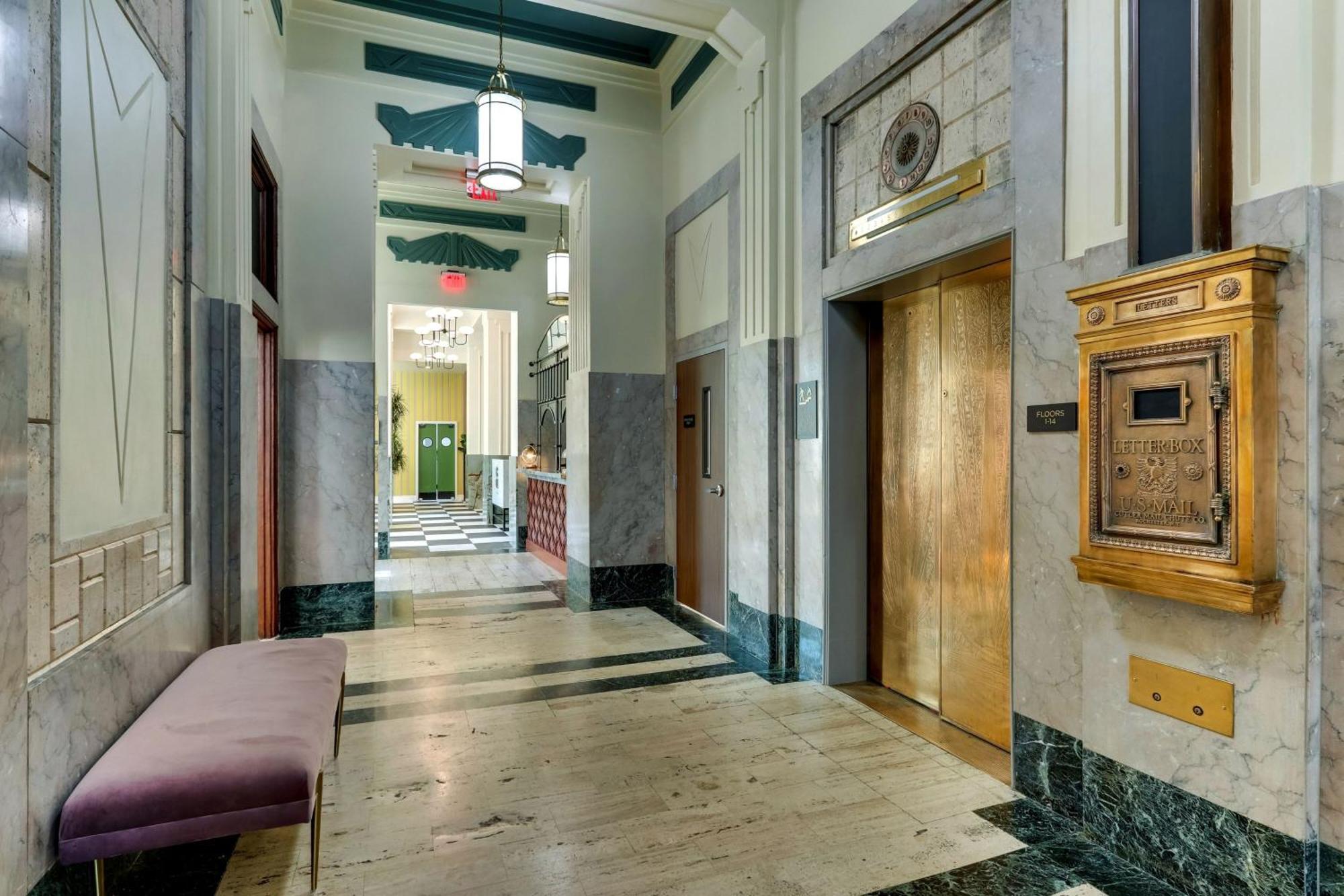 The Threefoot Hotel, Meridian, A Tribute Portfolio Hotel Buitenkant foto